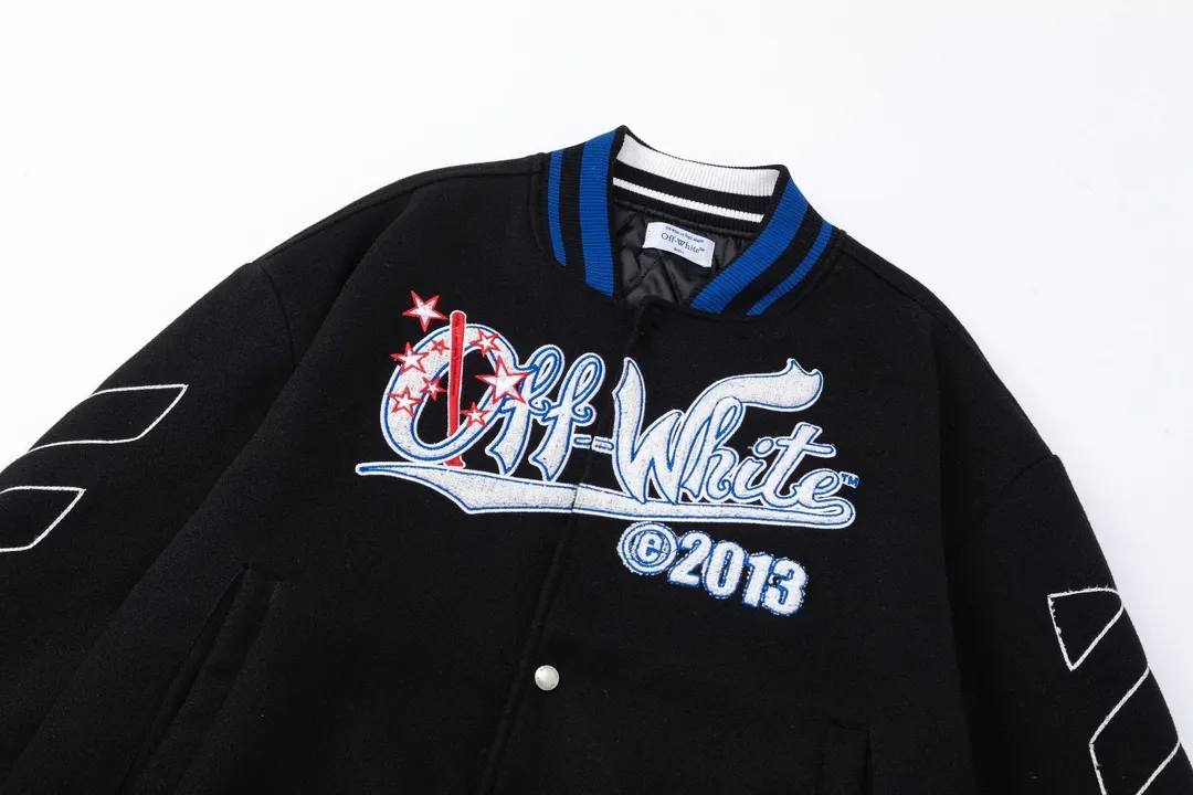 S67#P660, offwhite heavy-duty embroidered baseball cotton jacket. The body is made of woolen fabric. Couple's jacket. Black size: S M L XL